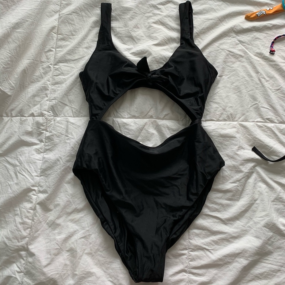 Black Cutout Onepiece